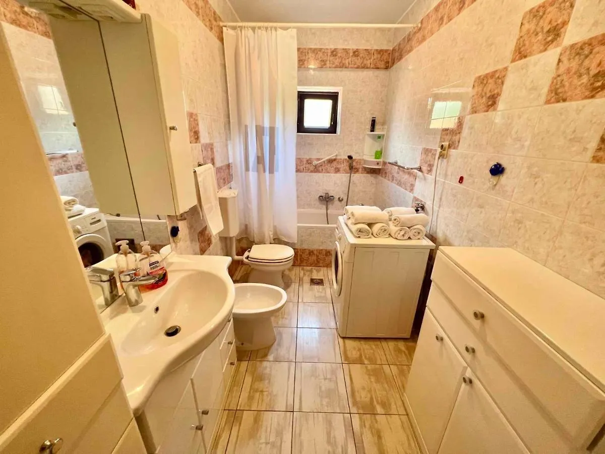 Apartment In Crikvenica 44148